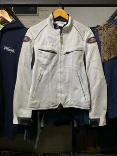 (Kategori: ) berada di . Dikirim oleh sempalthriftstore (ID iklan 1372447054, Gambar 1). Deskripsi: .