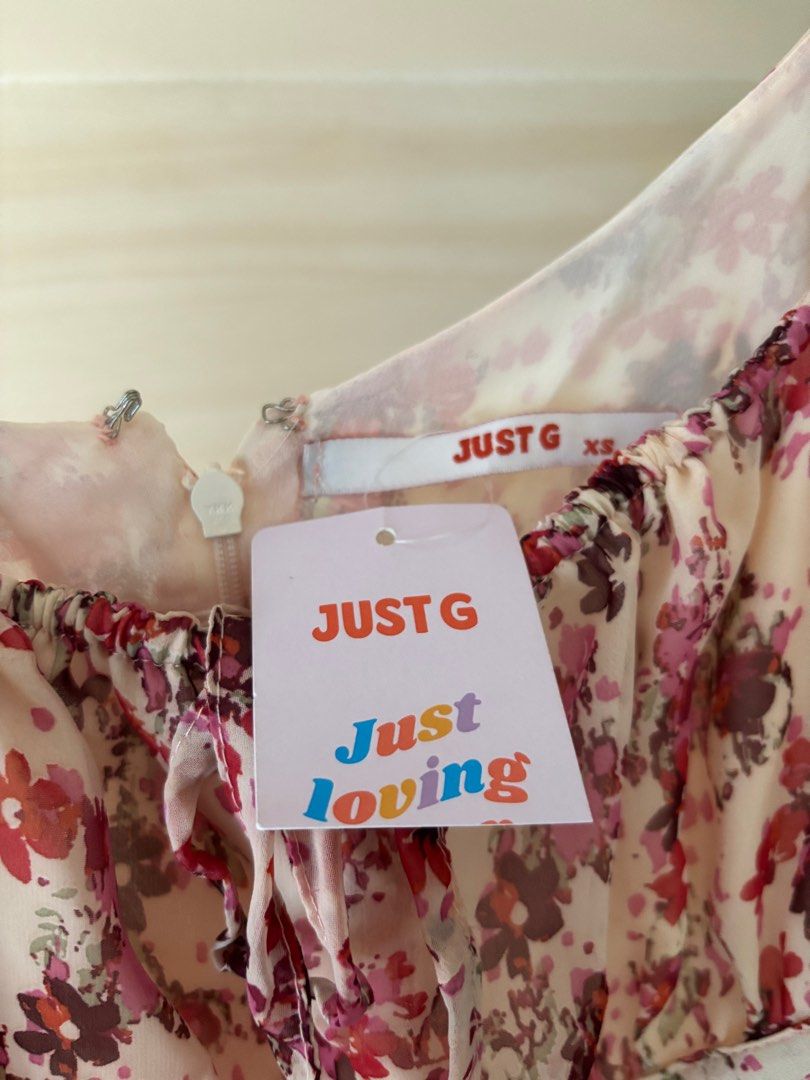 Just g floral dress (Category: Dresses) located in Cavite. Submitted by kcarl (Listing ID 1372343171, Image 2). Description: Brand new never worn.