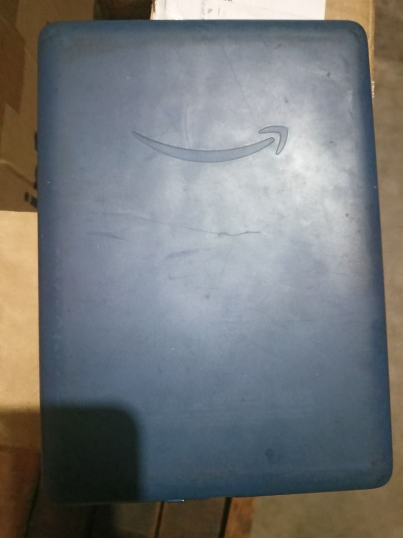 Kindle Paperwhite (11th generation) (Category: E-Readers) located in Quezon City. Submitted by korrasam1 (Listing ID 1372296796, Image 3). Description: Binili siya ng sister ko sa UK, gave it to me but i rarely used it, so benta ko na lang. I removed the account, for testing you need your own account. Unit only Meet up, upper antipolo, sm masinag, any lrt stations. Available for meet up Weekend afternoons only. If you trust me well enough, we can