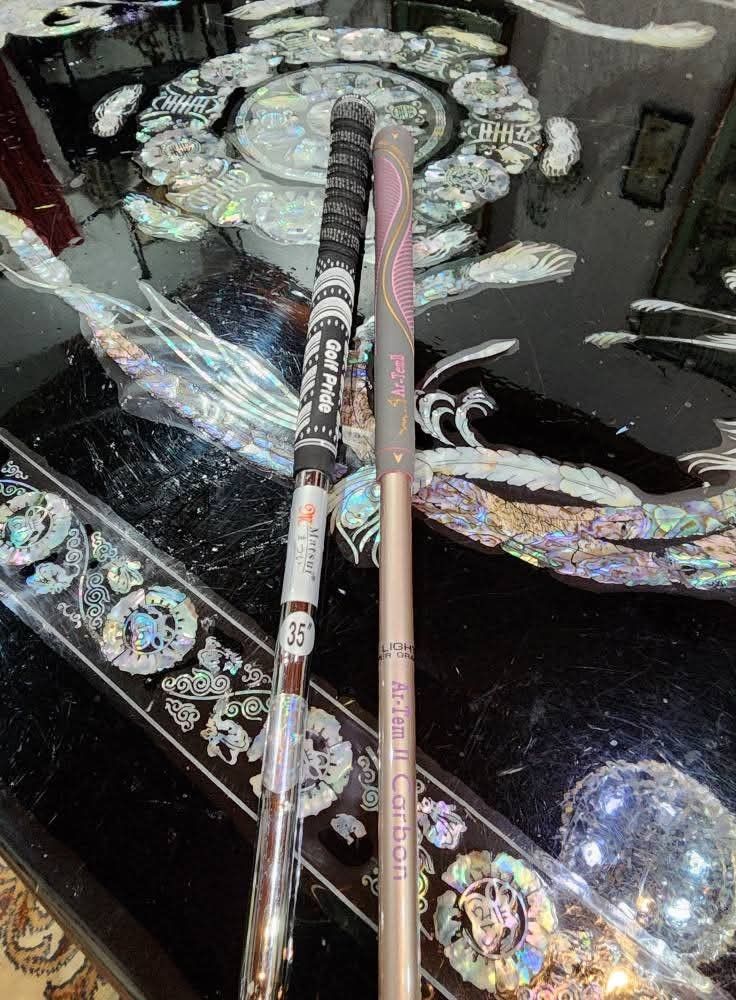 Ladies Chipper (Category: Golf) located in Paranaque City. Submitted by chips24 (Listing ID 1372439864, Image 2). Description: For Sale Ladies chipper for only 1.5k each pick up Bf Paranaque free shipping within MM..