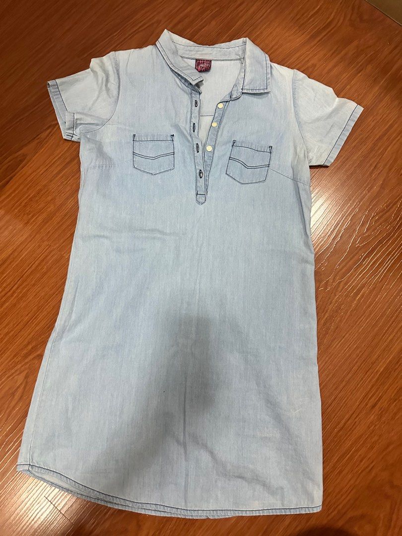 Light wash maong dress (Category: Dresses) located in Las Pinas. Submitted by t_bel (Listing ID 1372350695, Image 1). Description: .