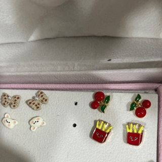 (Category: ) located in . Submitted by tilikum_treasures (Listing ID 1372436329, Image 1). Description: .