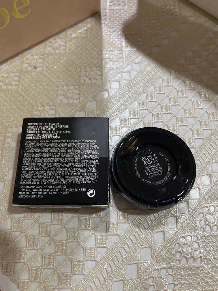 MAC mineralize eyeshadow 2g (bronze assets) (Category: Makeup) located in Manila. Submitted by marylouche42170 (Listing ID 1372378333, Image 2). Description: .
