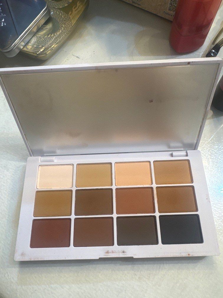 Make up by mario eyeshadow palette (Category: Makeup) located in Quezon City. Submitted by destashingmycloset (Listing ID 1372275286, Image 2). Description: .