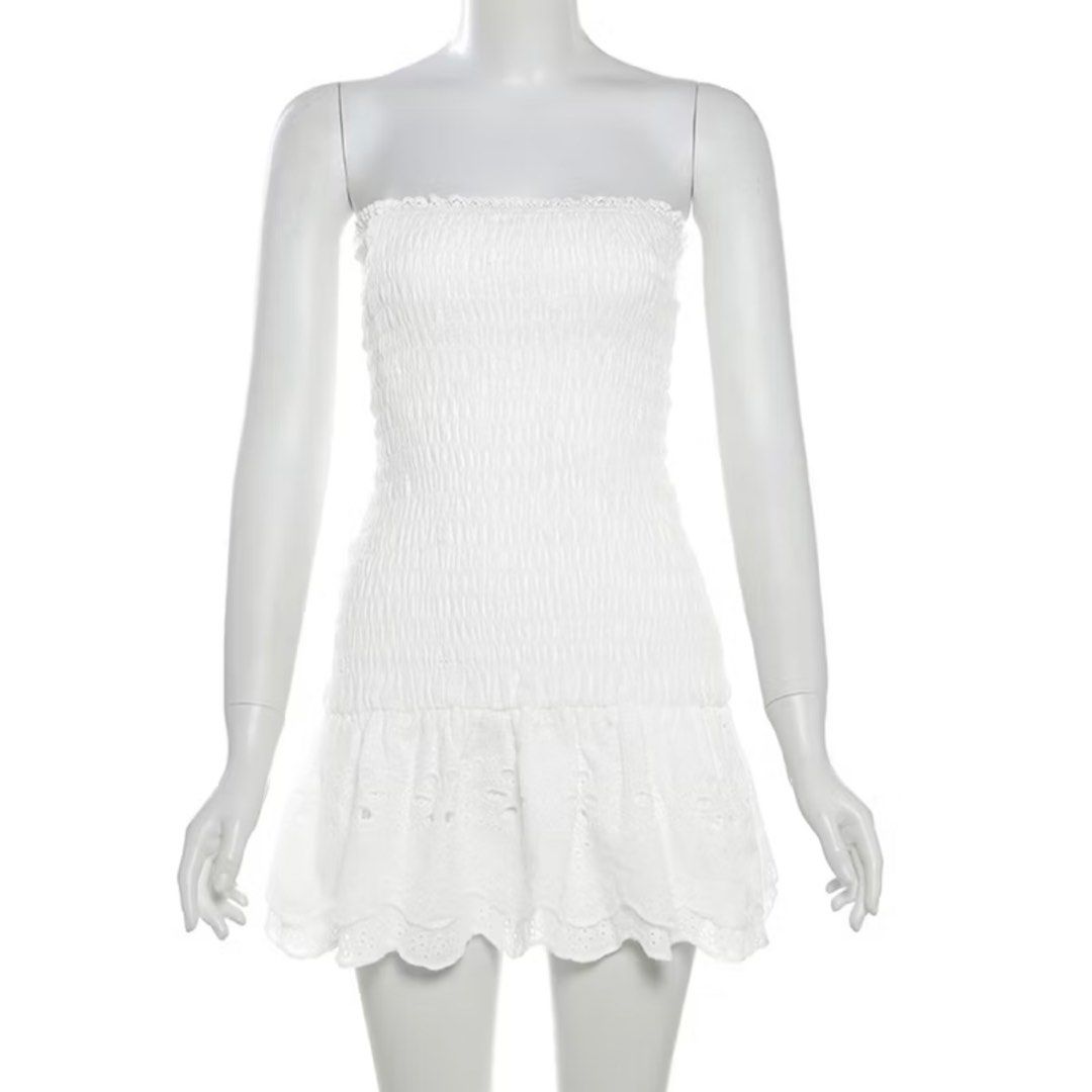 Mini Tube Dress (Category: Dresses) located in Manila. Submitted by alyan_t (Listing ID 1372418602, Image 1). Description: size: XS-S used once! kinda sheer.