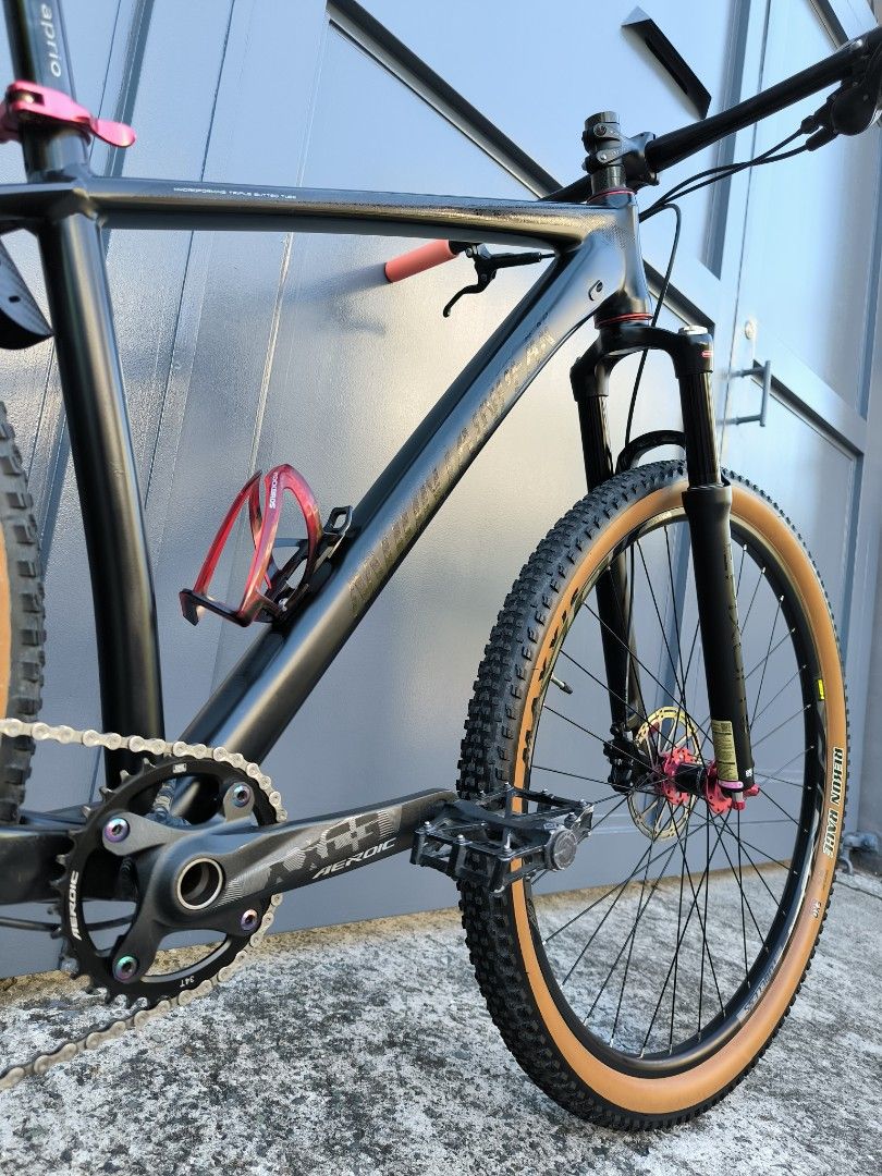 Mountainpeak Monster 29/L (Category: Bicycles) located in Quezon City. Submitted by negrosyante (Listing ID 1372405305, Image 3). Description: 18k nalang mga boss 👏 Halos kaka assemble lang/ kung ano nasa pic yun din sa personal Location: Qc East ave Mountainpeak Monster Frame 29/L SR Suntour Epixon XC Fork (Air) 29er/ 110mm Lock in & out Working La BiCi Cockpit Selle Sanmarco Saddle Mt200 Hydraulic Brakeset Shimano Alivio Shifter 9s Shimano Ali