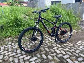 (Kategori: ) berada di . Dikirim oleh naufall49 (ID iklan 1372452417, Gambar 1). Deskripsi: .