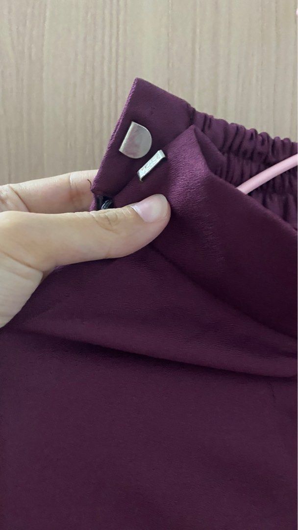 Pallazo (Category: Bottoms) located in Kuala Lumpur. Submitted by secondhandcute (Listing ID 1372348332, Image 3). Description: Any question just DM.