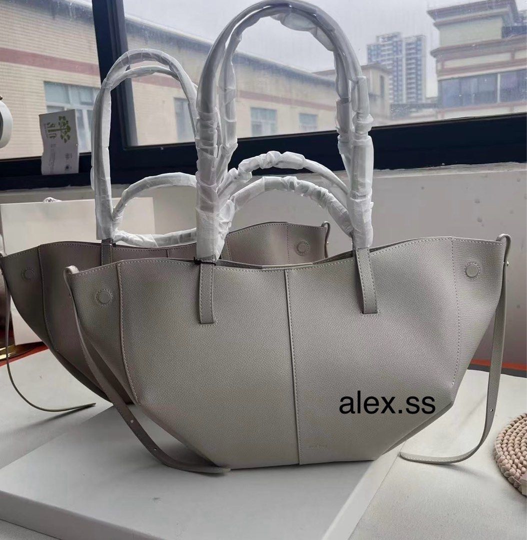 Polene Cyme Bag (Category: Luxury Bags & Wallets) located in Manila. Submitted by arcasteria (Listing ID 1372413101, Image 2). Description: pre-order (7-14 days) with dust bag tag available in both mini & regular sizes colors: chalk, taupe .