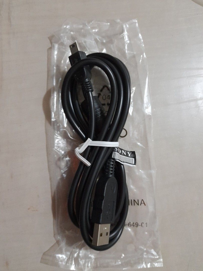 PS3 WIRELESS CONTROLLER (Category: Controllers) located in Quezon City. Submitted by hajjasittienor (Listing ID 1372290237, Image 3). Description: BRAND NEW PS3 USB CABLE CHARGER.150 ....PWEDE GCASH ....PWEDE PICK UP AVIDA TOWER NEW MANILA COL BONNY SERRANO AVE QUEZON CITY.