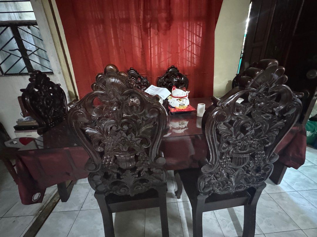 Pure Narra dining table set with free Narra Mirror (Category: Tables & Sets) located in Quezon City. Submitted by tolosakc1994 (Listing ID 1372471010, Image 2). Description: NEGOTIABLE Made from genuine Narra wood Includes free mirror Narra message me now if interested. 🙂.