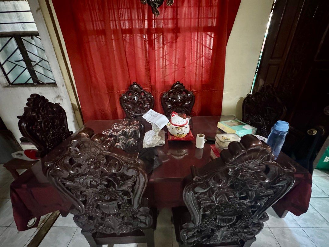 Pure Narra dining table set with free Narra Mirror (Category: Tables & Sets) located in Quezon City. Submitted by tolosakc1994 (Listing ID 1372471010, Image 1). Description: NEGOTIABLE Made from genuine Narra wood Includes free mirror Narra message me now if interested. 🙂.