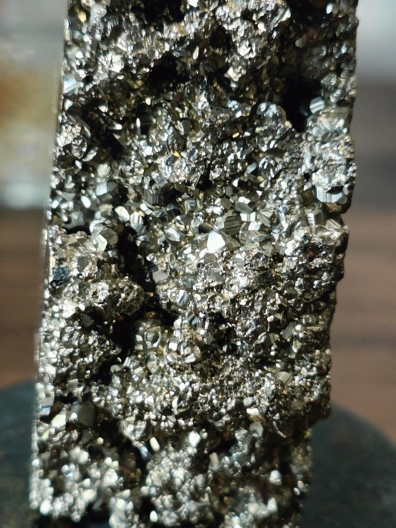 Pyrite tower (Category: Precious Stones) located in Singapore. Submitted by black_pearl (Listing ID 1372377921, Image 6). Description: druzy pyrite tower 6.4cm × 2.3cm based not included/not for sale.