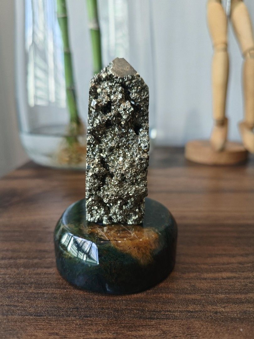 Pyrite tower (Category: Precious Stones) located in Singapore. Submitted by black_pearl (Listing ID 1372377921, Image 5). Description: druzy pyrite tower 6.4cm × 2.3cm based not included/not for sale.
