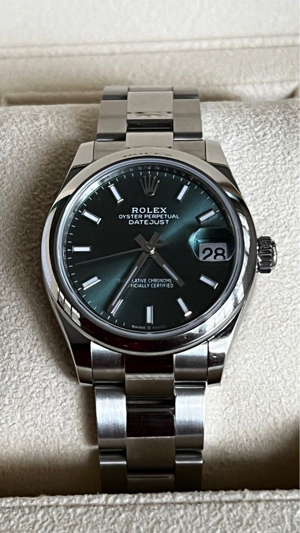 Rolex Datejust 31mm Mint Green (Category: Luxury Watches) located in Paranaque City. Submitted by aqrmphlppns (Listing ID 1372280840, Image 1). Description: Pre owned For Sale Rolex Date just 31mm Mint Green Dial Oyster Bracelet Complete Set Local AD with Purchase Receipt Php 498K only!! + 63 905.251.5114.