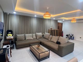 (Category: ) located in . Submitted by ronerichtan (Listing ID 1372445030, Image 1). Description: .