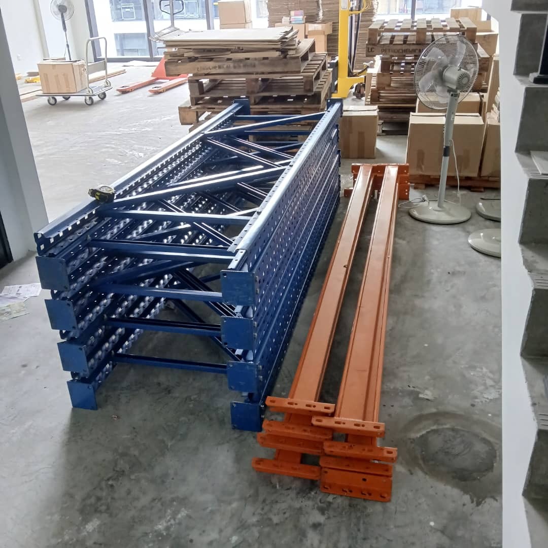 Single Bay Industrial Pallet Racking (4 units sold together. RM375 per ...