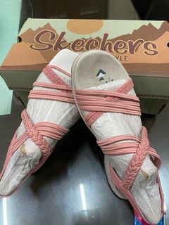 (Category: ) located in . Submitted by baesthrifts (Listing ID 1372393061, Image 1). Description: .