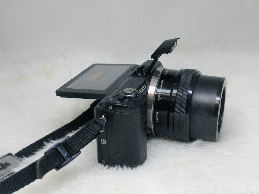 sony a5000 with 16-50 mm lens mirrorless camera (Category: Cameras) located in Manila. Submitted by ultimogizmos (Listing ID 1372454538, Image 2). Description: sony a5000 with 16-50 mm lens mirrorless camera 20 megapixel mirrorless no issues last price actual and samples pics posted.