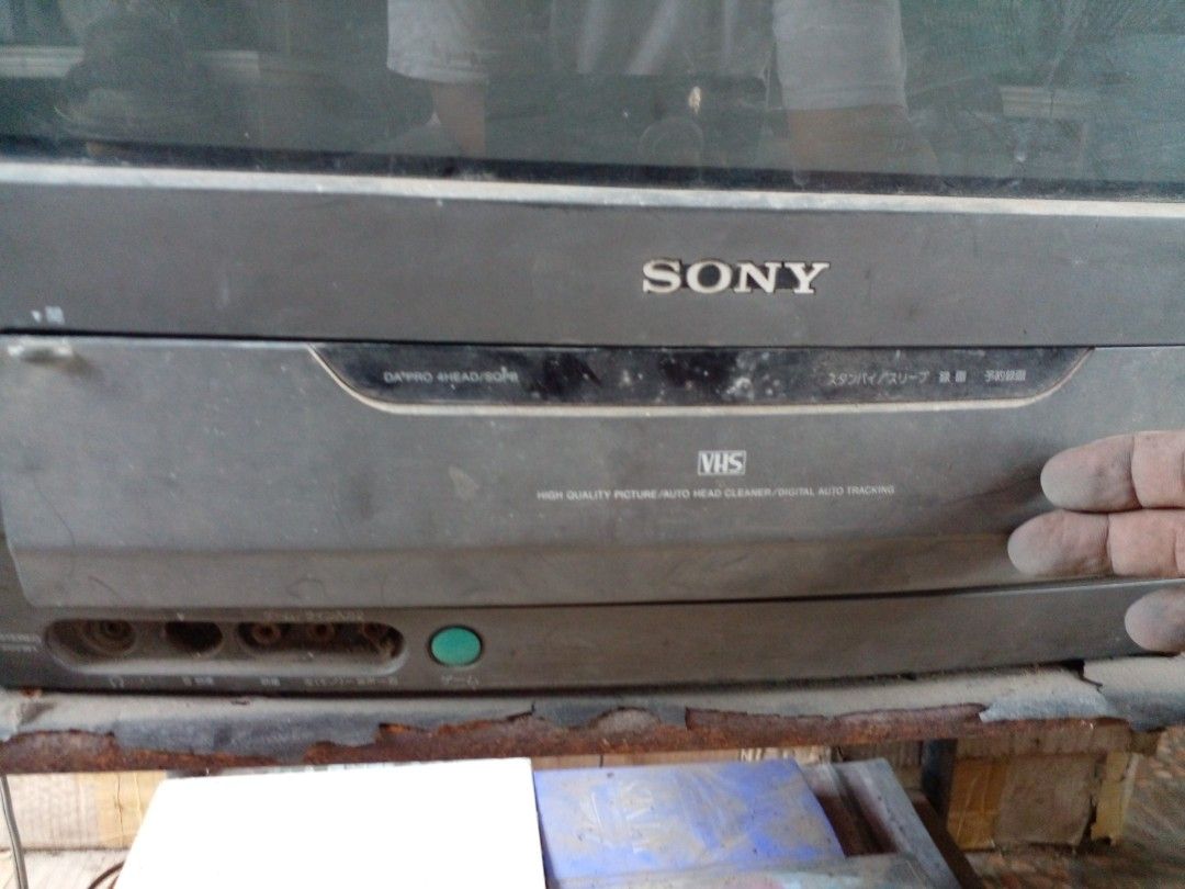 SONY CRT TV,S-Video VHS Combo (Category: TV) located in General Santos City (Dadiangas). Submitted by someretrostuff (Listing ID 1372431452, Image 3). Description: As is.Not Working.For Repair No Remote (Last 2 pic is for reference only,not the actual item).