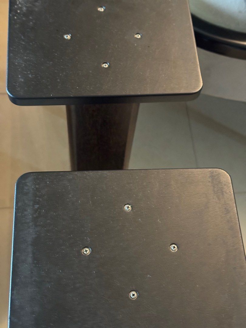 Speaker stands64489699774211111