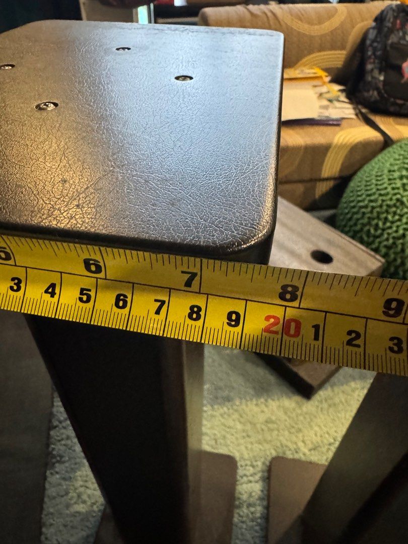 Speaker stands64489699774211114