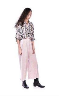 (Category: ) located in . Submitted by hellonewshop (Listing ID 1372437017, Image 1). Description: .