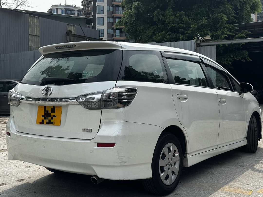 Toyota Wish 1.8 (A)62863131467267112