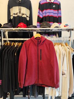 (Kategori: ) berada di . Dikirim oleh preloved.thrift.branded (ID iklan 1372278847, Gambar 1). Deskripsi: .