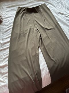 (Category: ) located in . Submitted by leecloset (Listing ID 1372282948, Image 1). Description: .