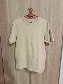 (Category: ) located in . Submitted by yixhui (Listing ID 1372406636, Image 1). Description: .