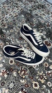 (Category: ) located in . Submitted by wardrobespotted (Listing ID 1372401204, Image 1). Description: .