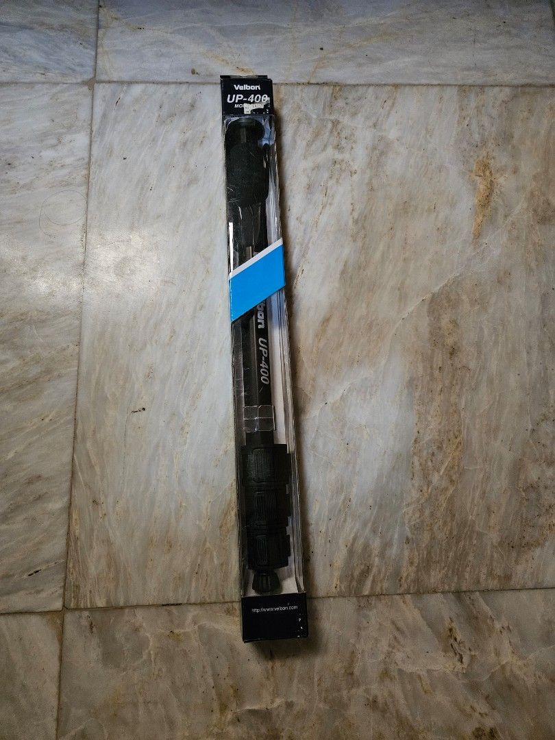 Velbon UP-400 Monopod (Category: Tripods & Monopods) located in Las Pinas. Submitted by carinooo.com (Listing ID 1372302374, Image 1). Description: Hi! Selling my dad's unused camera tripod. One of his phases where he buys lots of gear for a hobby and moves on after a few weeks. Bought in Japan, Unused. 🌿 The item is ready to use in its original packaging, never used. Bought in Japan a while back, We're migrating soon kaya we're selling this amo