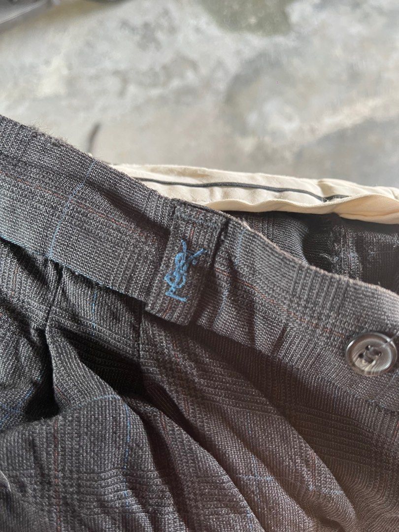 YSL Wide Legged Trouser/Slacks Formal Pants (Category: Trousers) located in Caloocan City. Submitted by ramenonly (Listing ID 1372329486, Image 3). Description: Original Yves Saint Laurent Wide Legged Slack Pants. ❗️With flaws ❗️but not visible. Price is still negotiable 33-36 Fitting (I’m size 33 and it fits well) Leg Opening 10”.