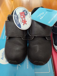 （分類：）位於 。 由 WolverinaldChen 提交（商品編號 1374033010，圖片 1）。簡介： 。