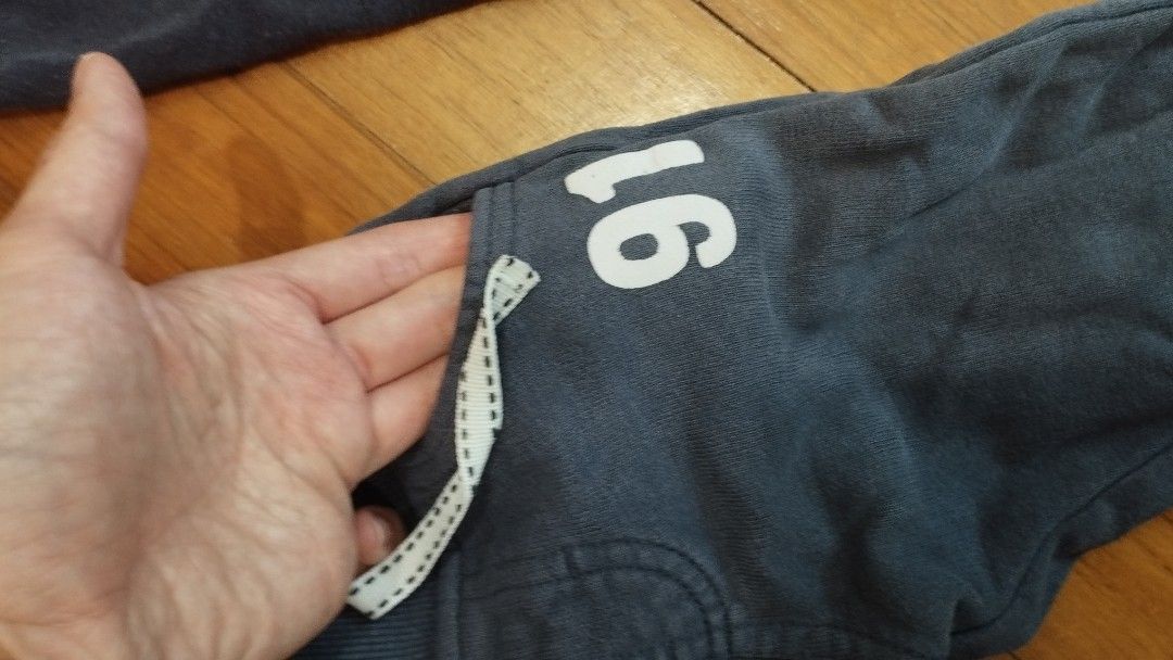 2x baby toddler soft pants, stretchy, one cropped (Category: Babies & Kids Fashion) located in Singapore. Submitted by glitter88 (Listing ID 1374017750, Image 3). Description: bought in France, both soft and cosy :) not too heavy or hot. one of them is cropped. slight furring so not for fussy buyers. check out my listings for more baby items.