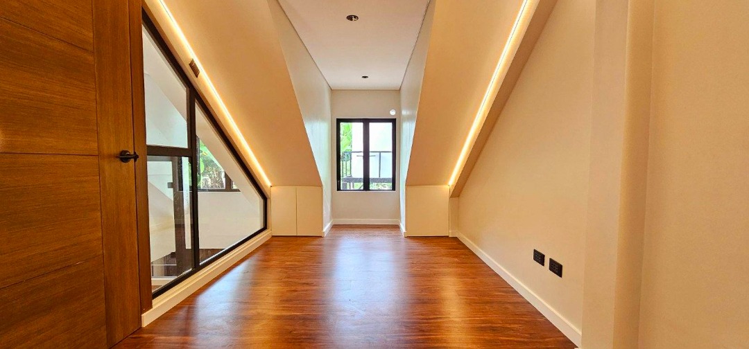 (Category: ) located in . Submitted by thefmgroup.ph (Listing ID 1373982402, Image 1). Description: .