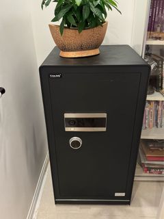 （分類：）位於 。 由 fyanchung 提交（商品編號 1373964480，圖片 1）。簡介： 。