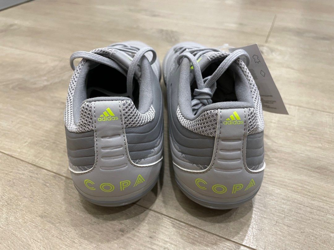 Adidas 波砵 （分類：波鞋）位於 Hong Kong。 由 rogercheng47111 提交（商品編號 1374088749，圖片 6）。簡介： 全新Adidas 波砵一對，未剪牌，日本outlet 買，冇盒。