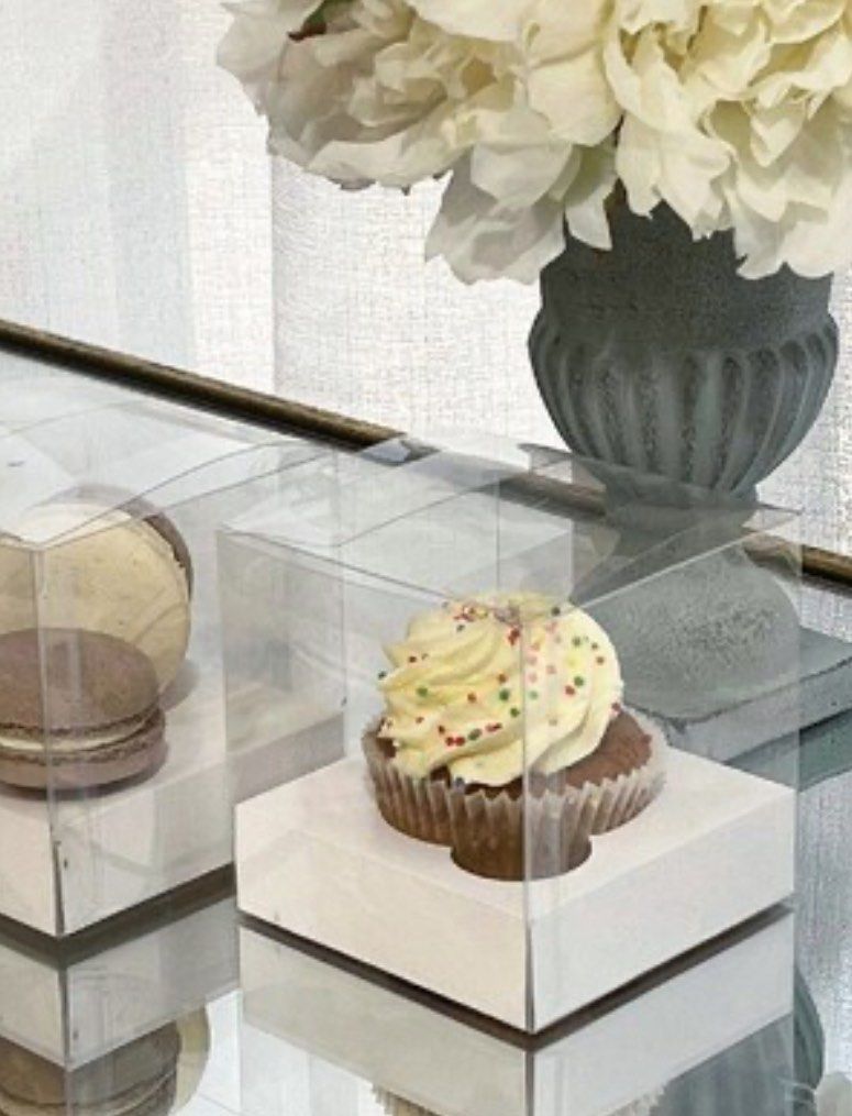 Baking Supplies - 25 pc small, transparent  box