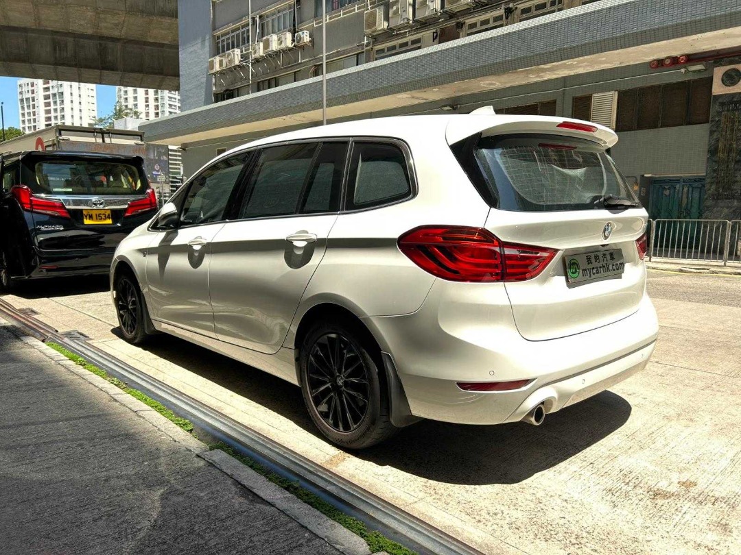 BMW  218iA GRAN TOURER Auto62866876265987111