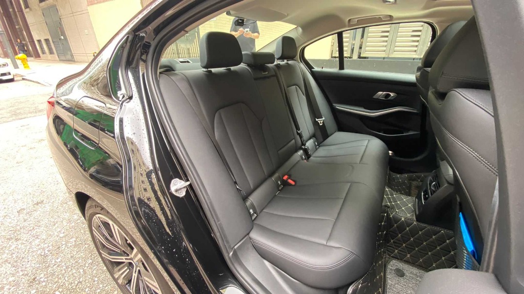 BMW  318iA SALOON SPORT Auto62863130800131114