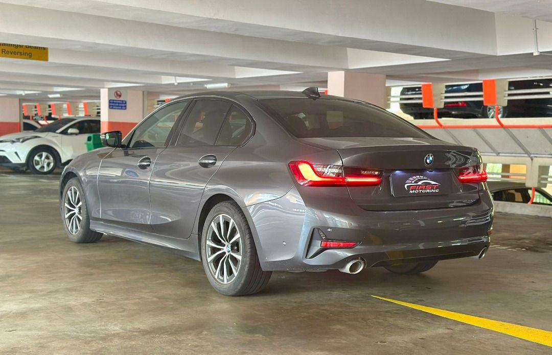 BMW 3 Series 318i Highline62887424682370113