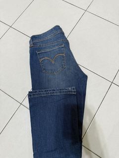(Category: ) located in . Submitted by fififikah (Listing ID 1373970612, Image 1). Description: .