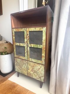 (Category: ) located in . Submitted by Soe_Vintage (Listing ID 1374078457, Image 1). Description: .