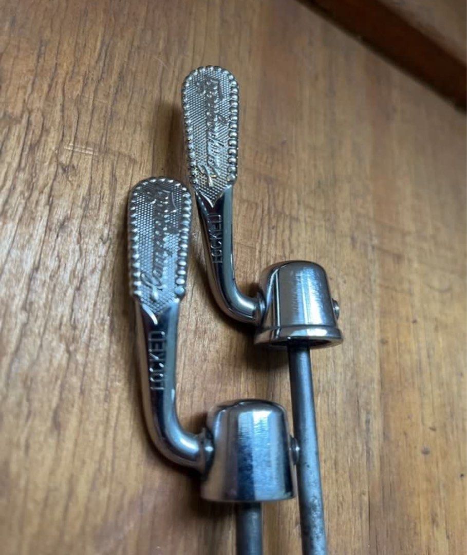 Set blocages de roues DT SWISS / 15 & 12 cm. / 103 gr. (Gebraucht) in