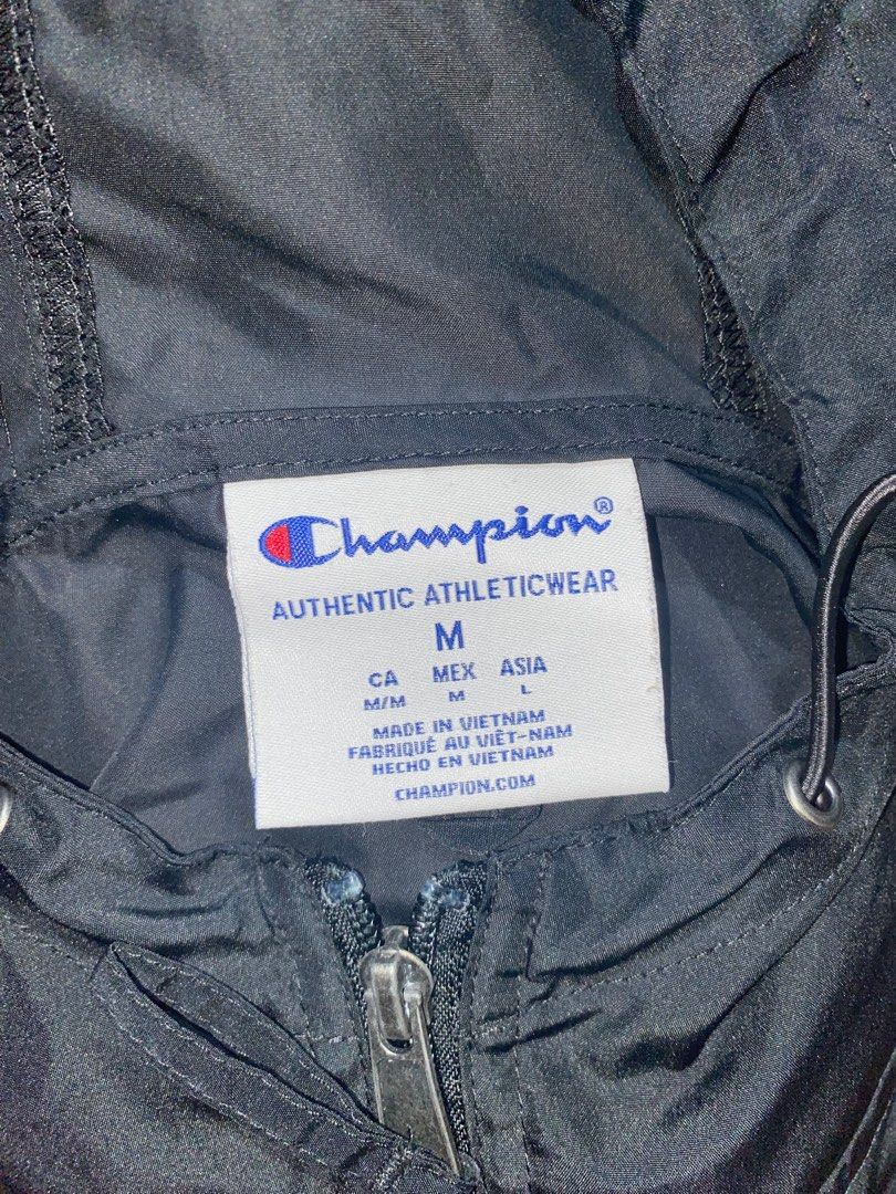 Champion Windbreaker Jacket (Category: Coats, Jackets and Outerwear) located in Caloocan City. Submitted by alxs_ (Listing ID 1374088736, Image 2). Description: — thrifted for 1.5k — 9/10 condition — no any issues — logo embroidered on the sleeve .