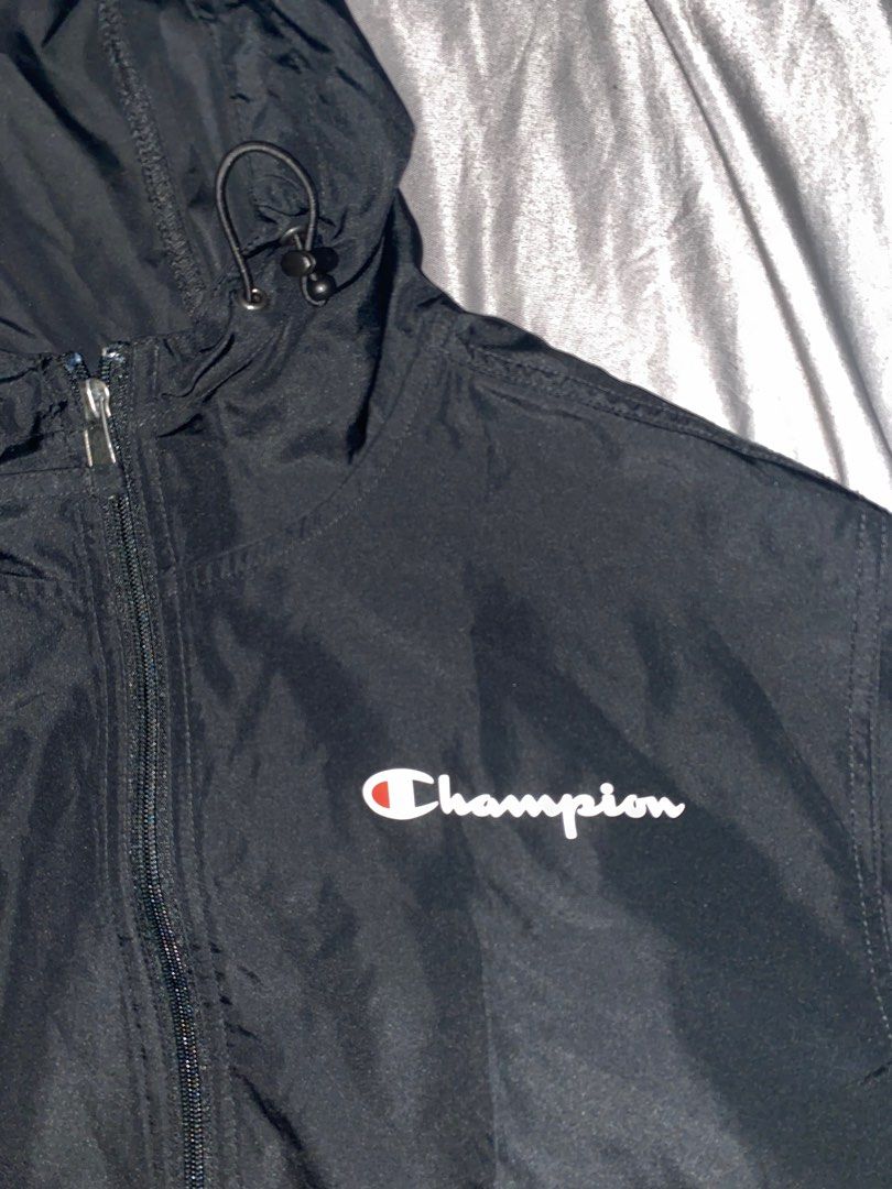 Champion Windbreaker Jacket (Category: Coats, Jackets and Outerwear) located in Caloocan City. Submitted by alxs_ (Listing ID 1374088736, Image 3). Description: — thrifted for 1.5k — 9/10 condition — no any issues — logo embroidered on the sleeve .