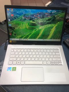 (Category: ) located in . Submitted by laptop_dealsg (Listing ID 1373988171, Image 1). Description: .