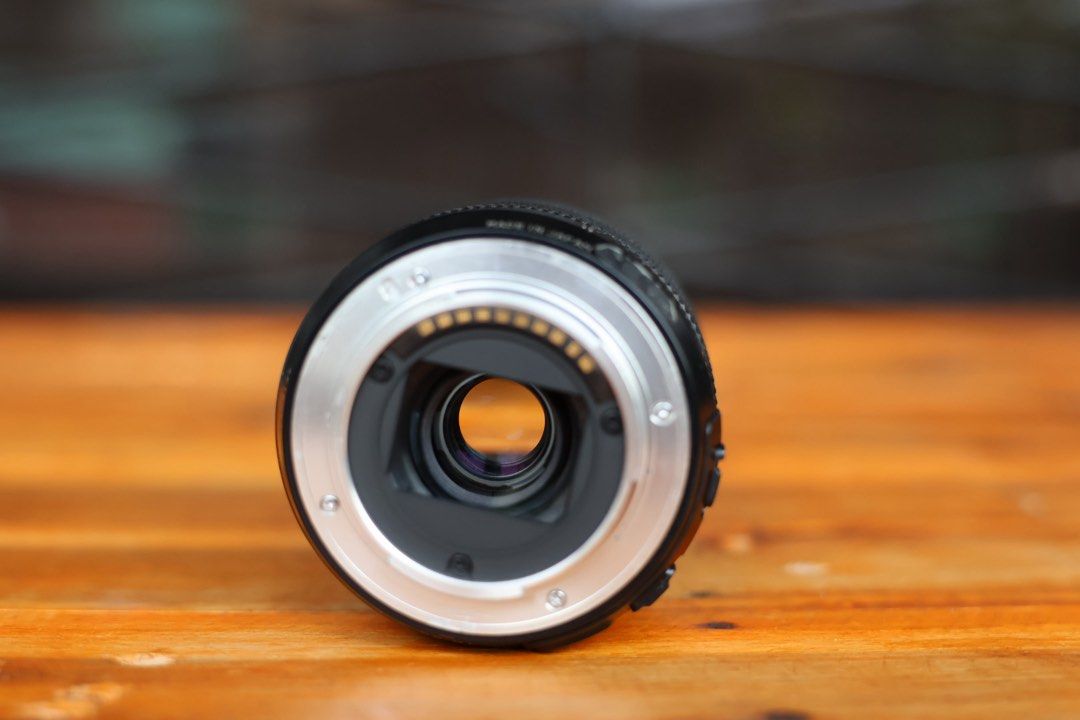 Fujifilm XF 18-55mm Lens (Category: Lens & Kits) located in Manila. Submitted by lenascamera (Listing ID 1374044345, Image 3). Description: NOTE: Sa dami po ng message na natatangap ko, naka hold napo ang Mga message hindi napo ako makapag reply pero na babasa ko kaya hanggat maari mag direct na kayo sa page ko sa facebook Lenas camera para nakareply ako agad salamat. Fujifilm XF 18-55mm Lens 14,500 No/ issue ✔️ With front UV filter & rear lens c